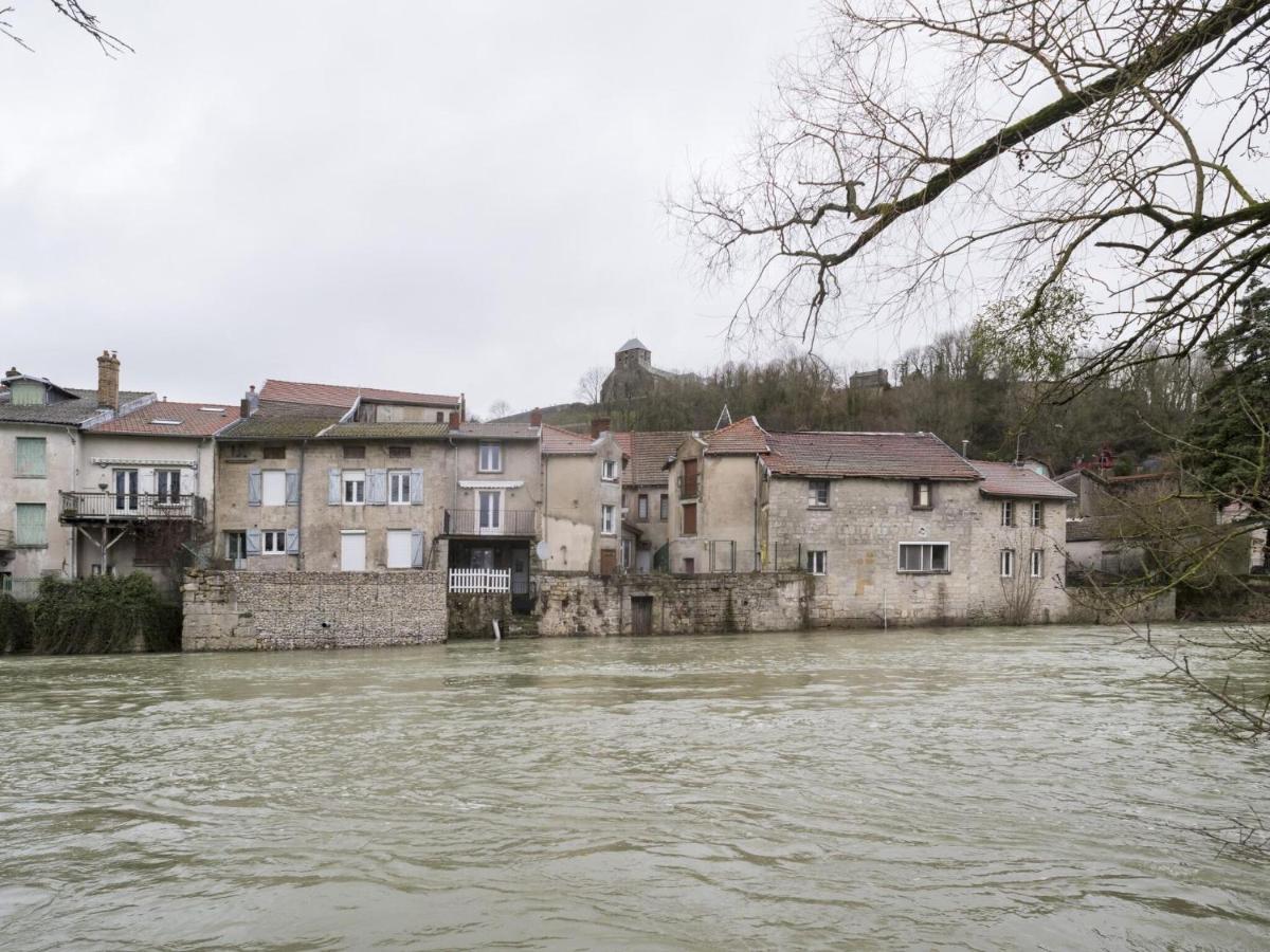 Lovely Holiday Home Near Joset Alain Dun-sur-Meuse Dış mekan fotoğraf