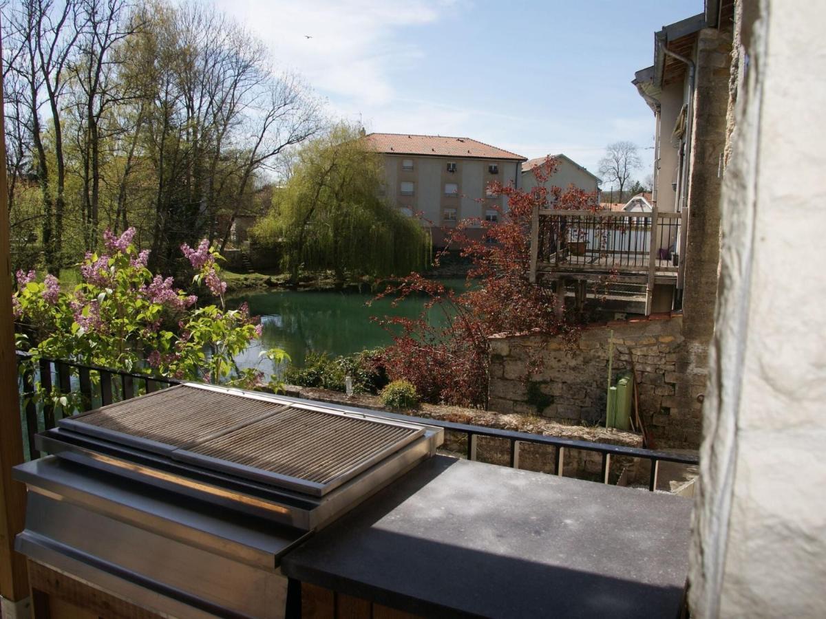 Lovely Holiday Home Near Joset Alain Dun-sur-Meuse Dış mekan fotoğraf